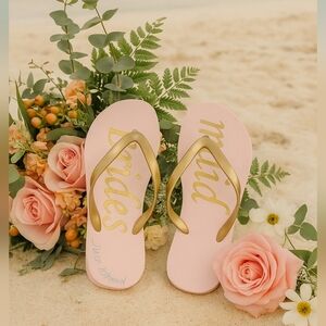 Betsy Johnson Bridesmaid Pink Flip Flops - Size 6 - Bachelorette Weekend